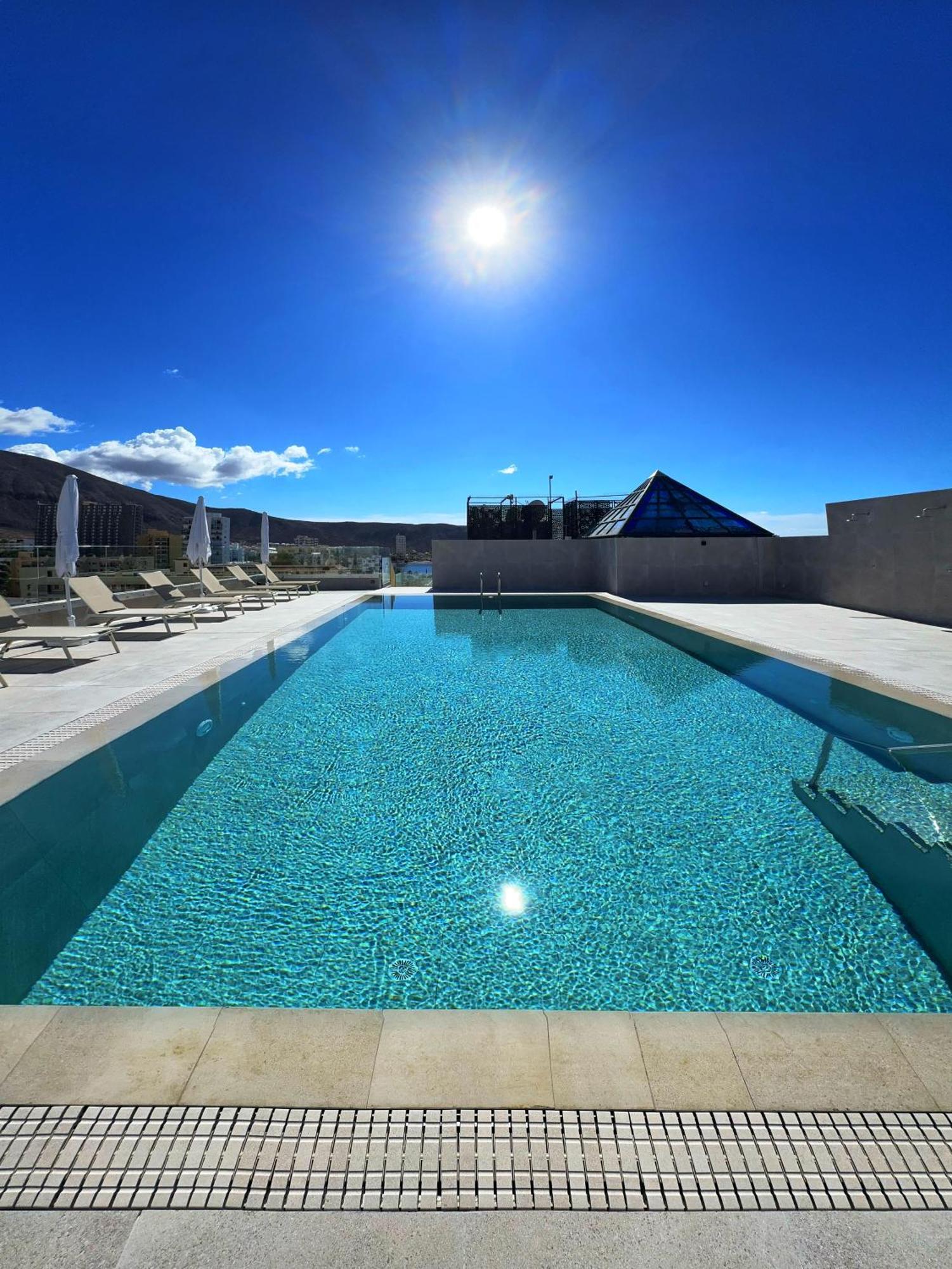 Hotel Reveron Plaza Los Cristianos  Exterior photo