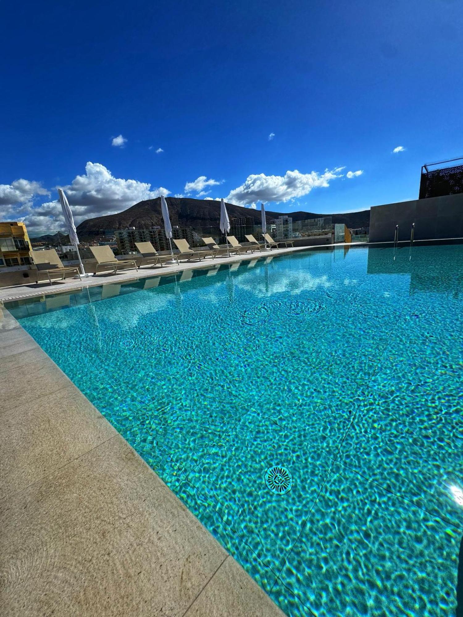 Hotel Reveron Plaza Los Cristianos  Exterior photo